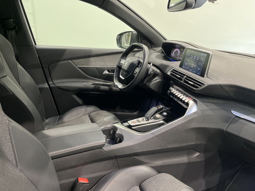PEUGEOT 3008 2019 - Photo n°21