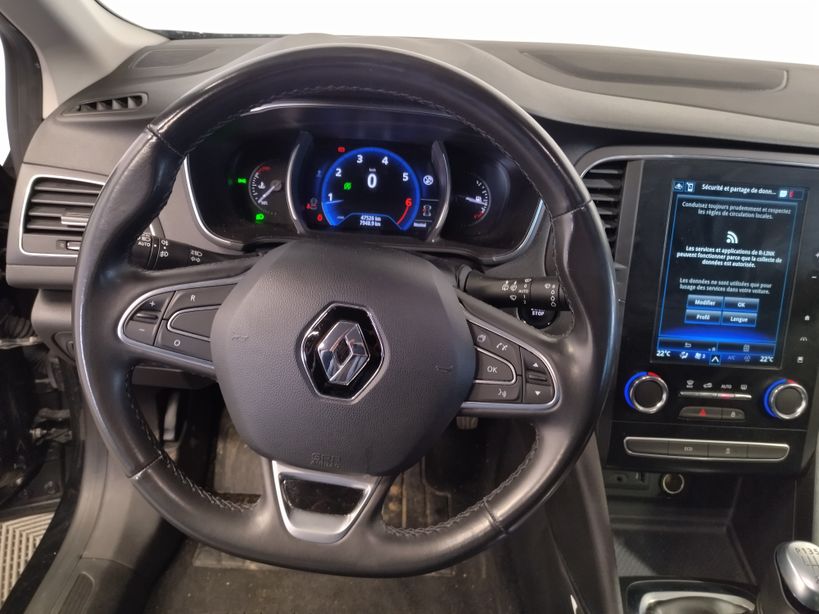 RENAULT MEGANE IV BERLINE 2020 - Photo n°12