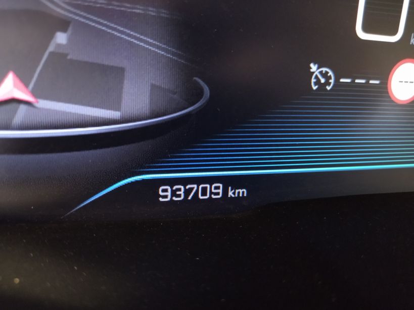 PEUGEOT 3008 2019 - Photo n°1