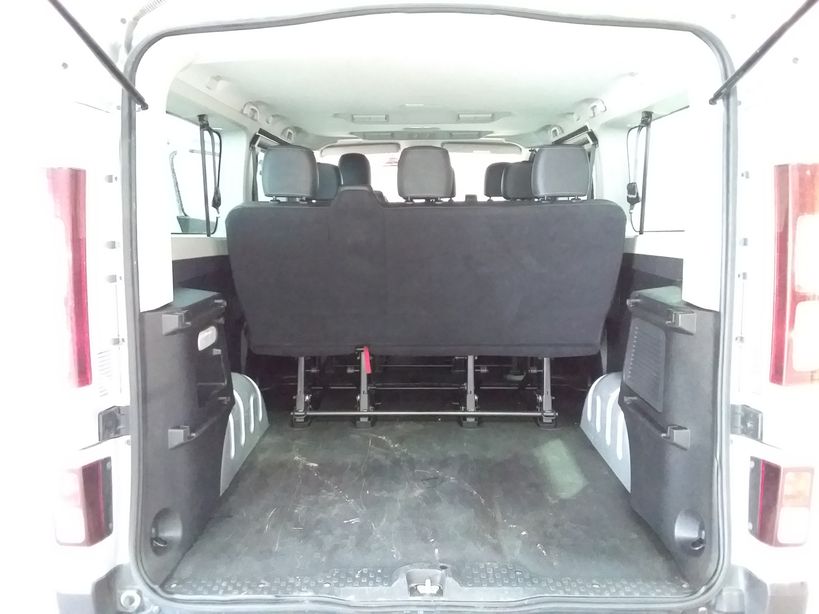 RENAULT TRAFIC COMBI 2017 - Photo n°10