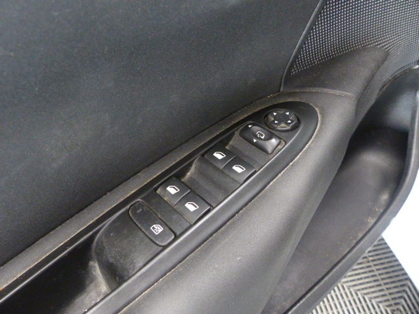 CITROEN C4 2015 - Photo n°13