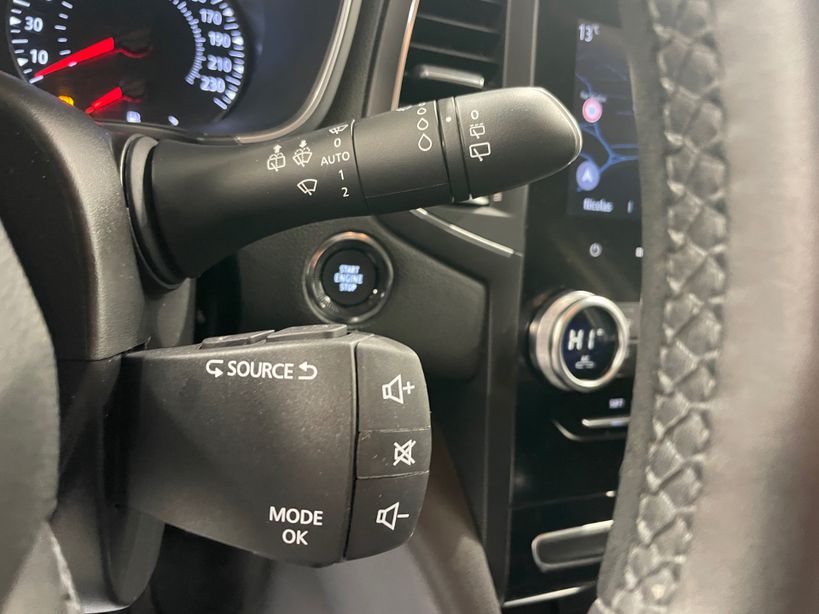 RENAULT MEGANE IV ESTATE 2022 - Photo n°15