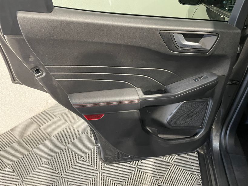 FORD KUGA 2022 - Photo n°18