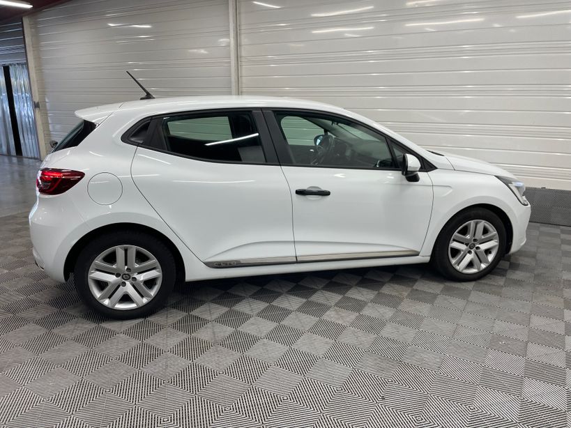 RENAULT CLIO V 2021 - Photo n°4