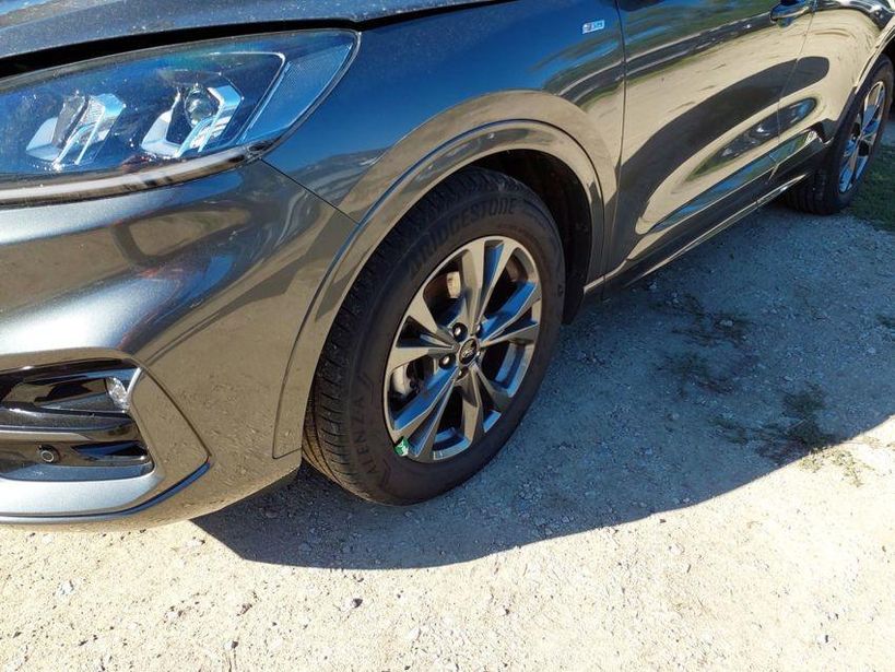 FORD KUGA 2022 - Photo n°7
