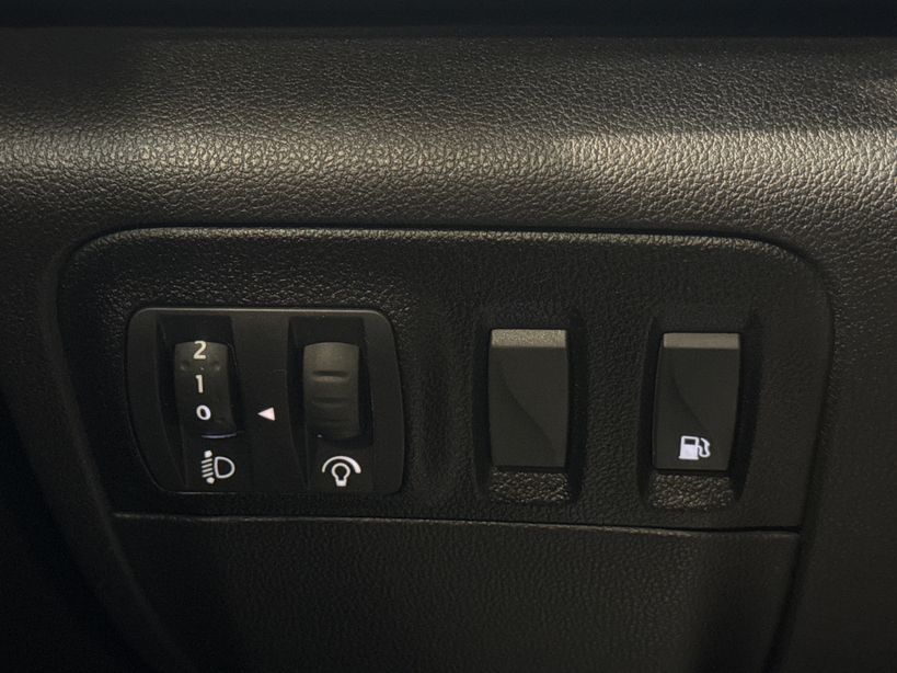 RENAULT MEGANE IV ESTATE 2022 - Photo n°35