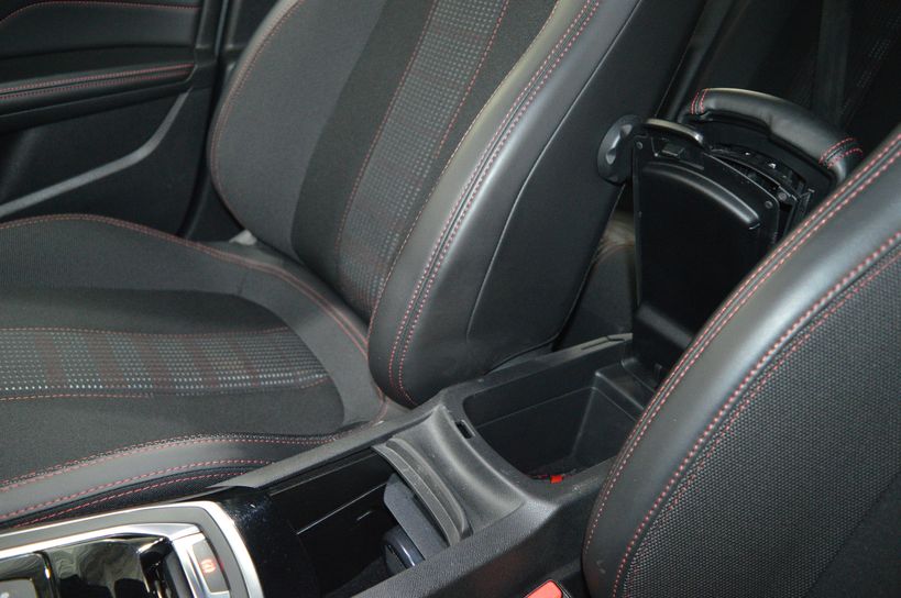 PEUGEOT 308 2015 - Photo n°19