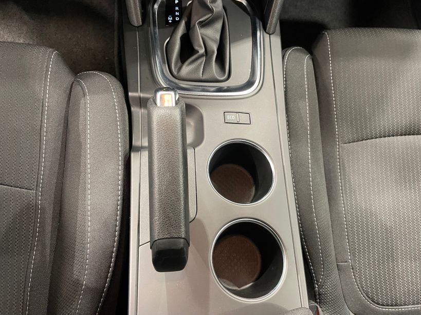 RENAULT MEGANE IV BERLINE 2022 - Photo n°28