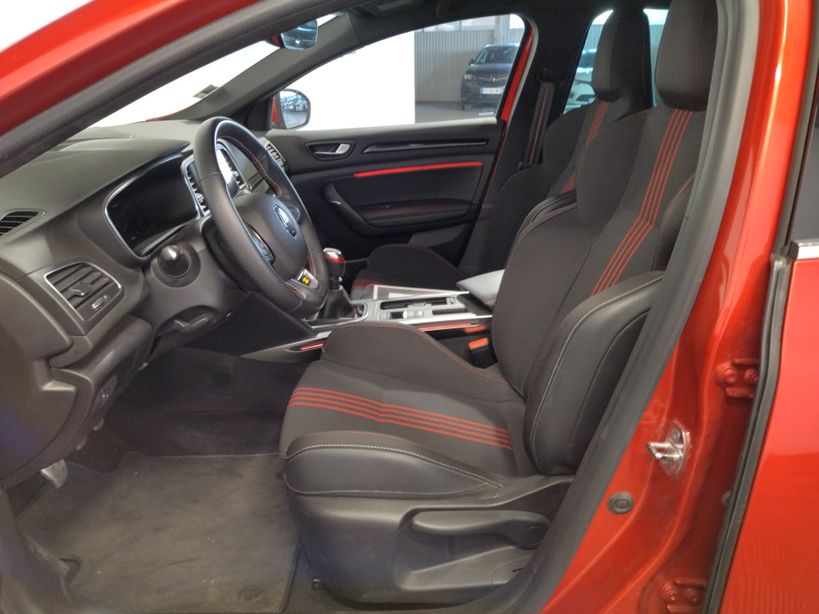 RENAULT MEGANE IV BERLINE 2021 - Photo n°11
