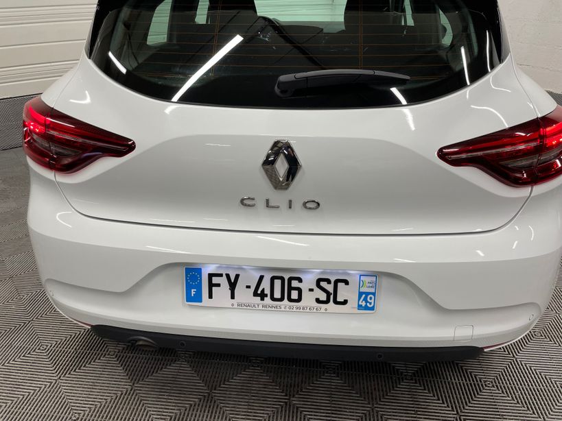 RENAULT CLIO V 2021 - Photo n°1