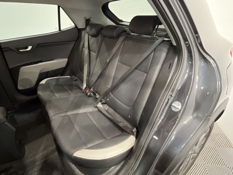 KIA STONIC 2019 - Photo n°10