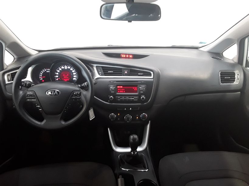 KIA CEE'D 2016 - Photo n°18
