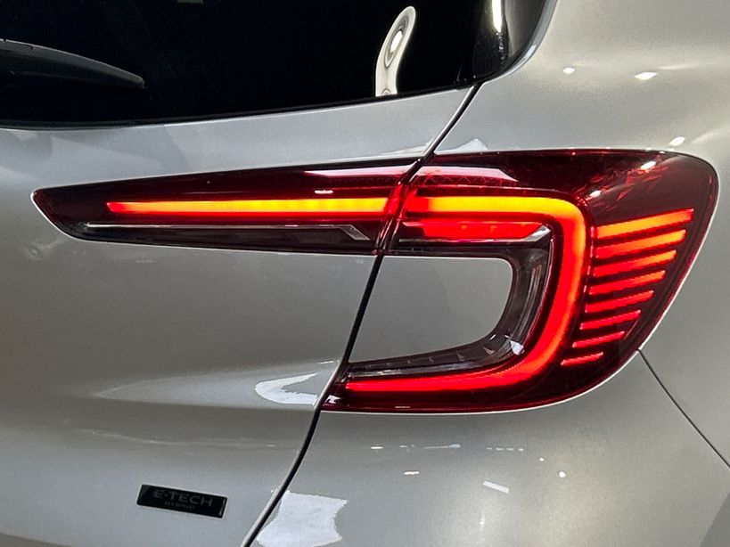 RENAULT CAPTUR 2022 - Photo n°8