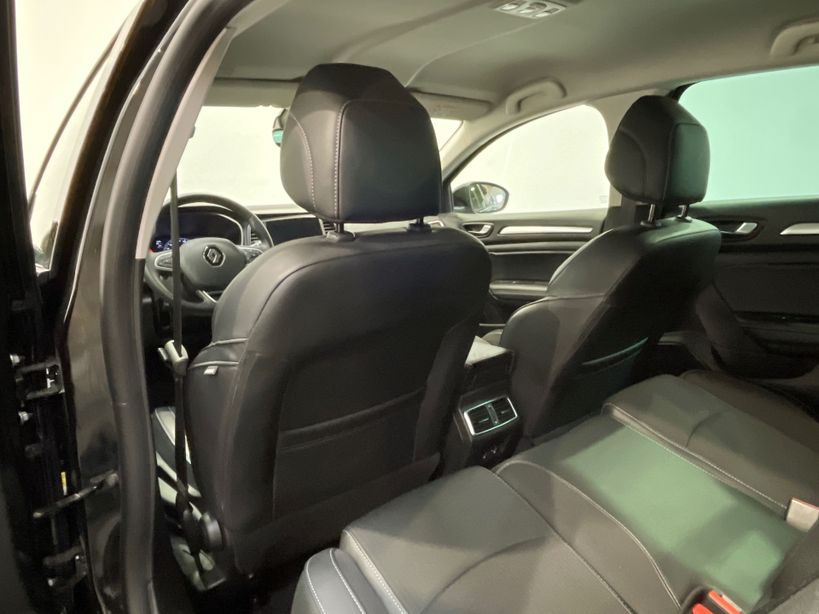 RENAULT MEGANE IV BERLINE 2023 - Photo n°38