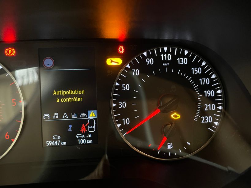 RENAULT CLIO V 2021 - Photo n°17