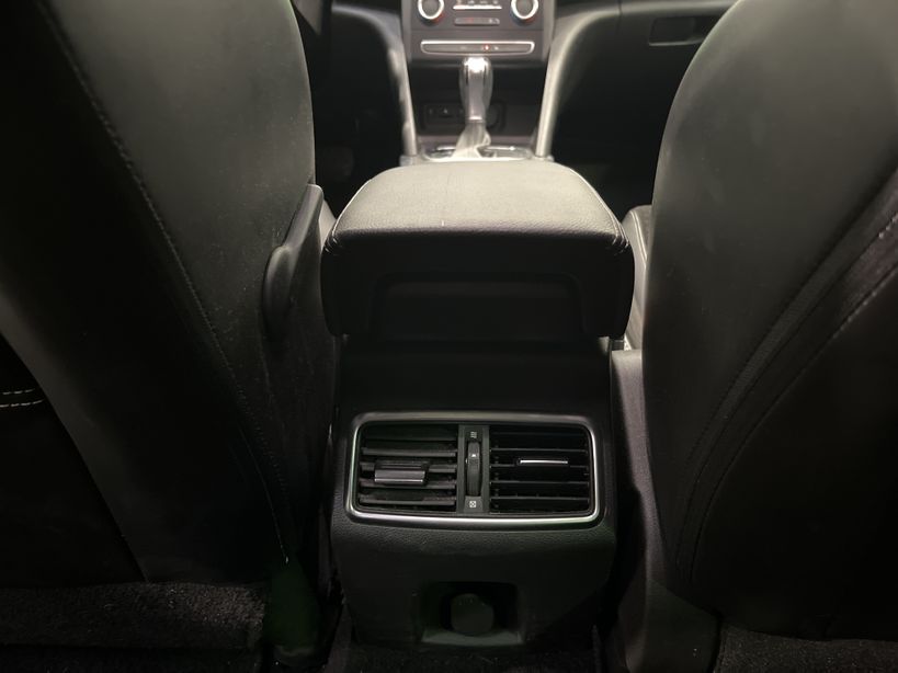 RENAULT MEGANE IV ESTATE 2017 - Photo n°40