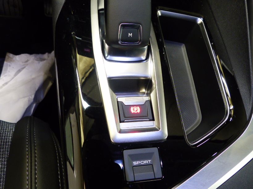 PEUGEOT 5008 2020 - Photo n°20
