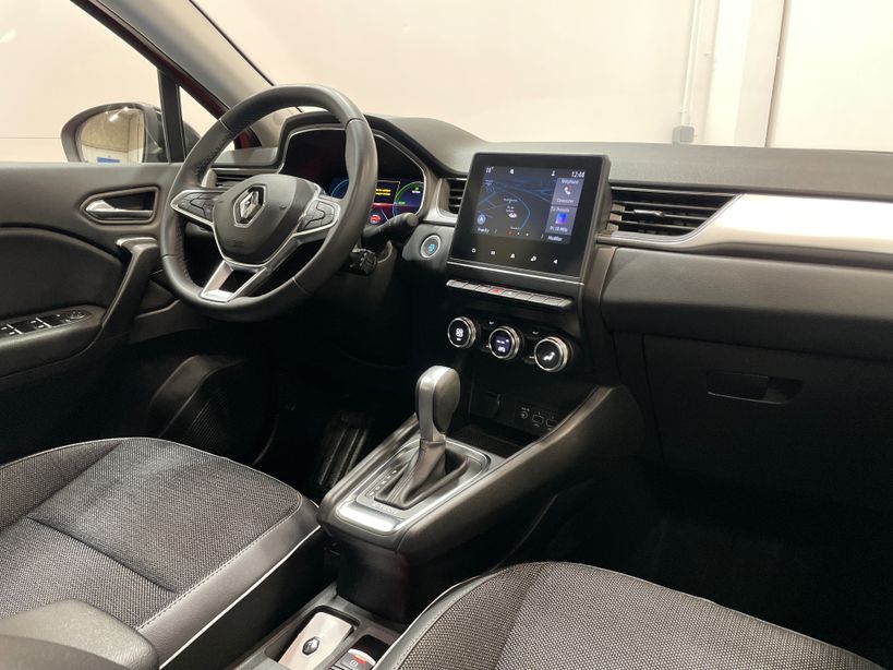 RENAULT CAPTUR 2022 - Photo n°9