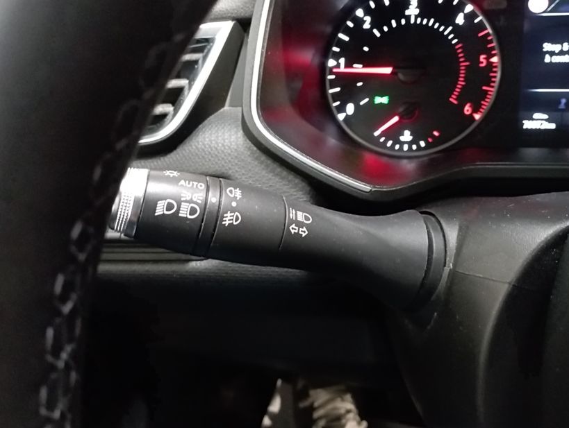 RENAULT CLIO V 2019 - Photo n°31