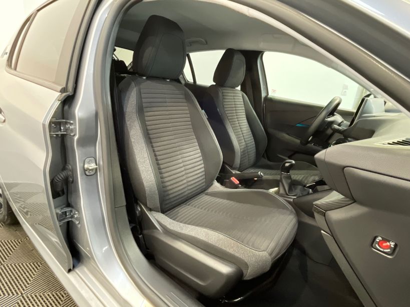 PEUGEOT 208 2023 - Photo n°41