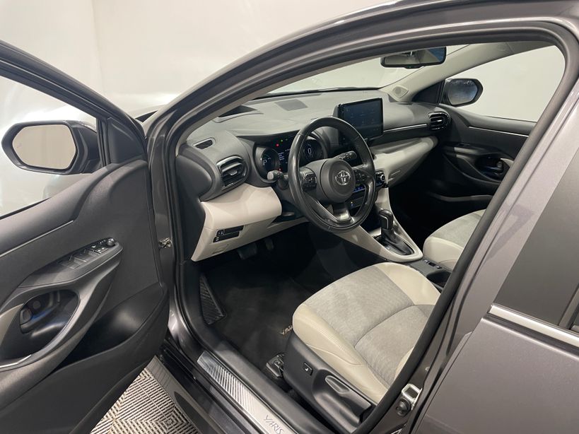 TOYOTA YARIS HYBRIDE MY21 2022 - Photo n°17