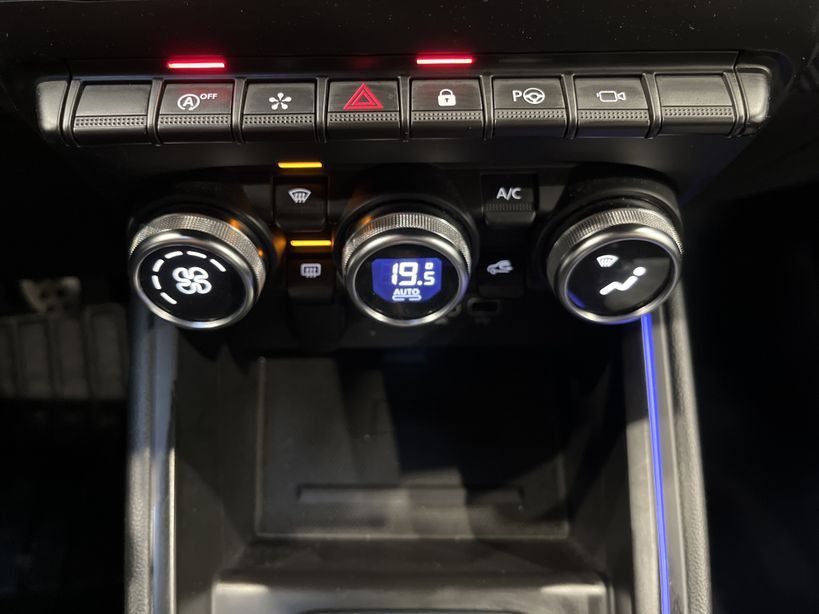 RENAULT CLIO V 2021 - Photo n°17