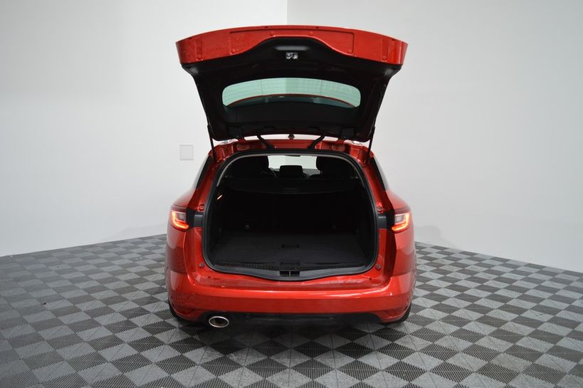 RENAULT MEGANE IV ESTATE 2019 - Photo n°5