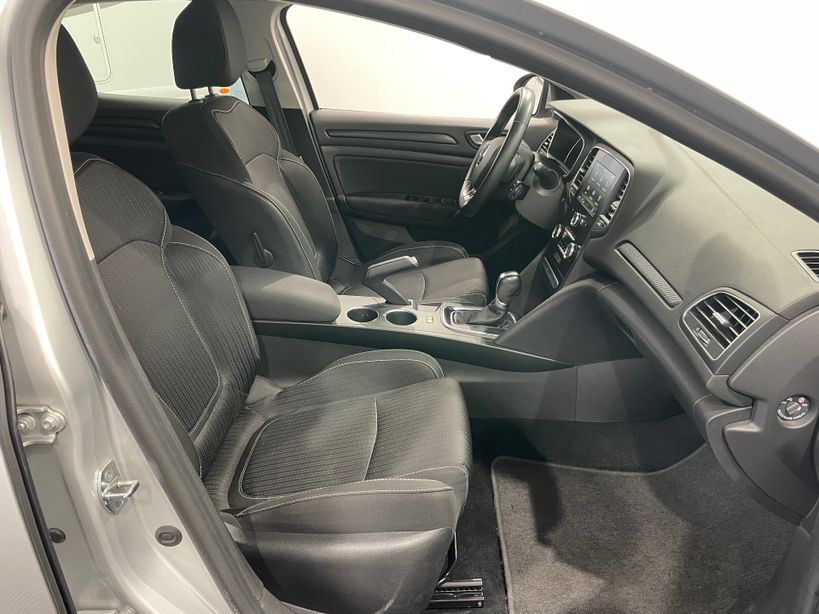 RENAULT MEGANE IV BERLINE BUSINESS 2020 - Photo n°31