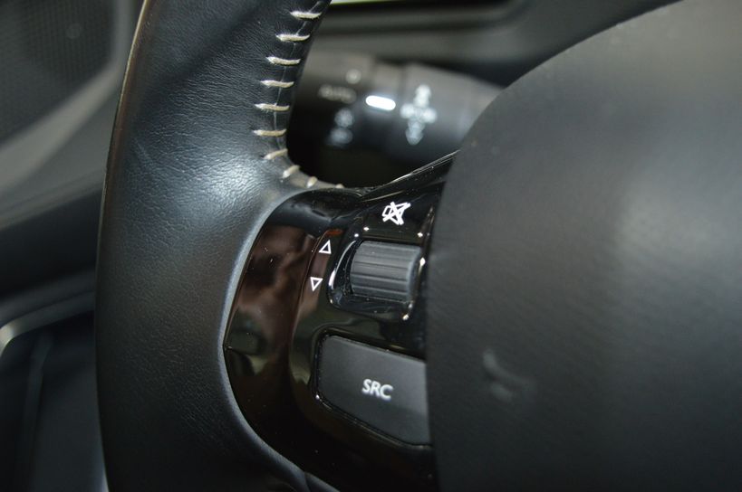 PEUGEOT 308 2014 - Photo n°25