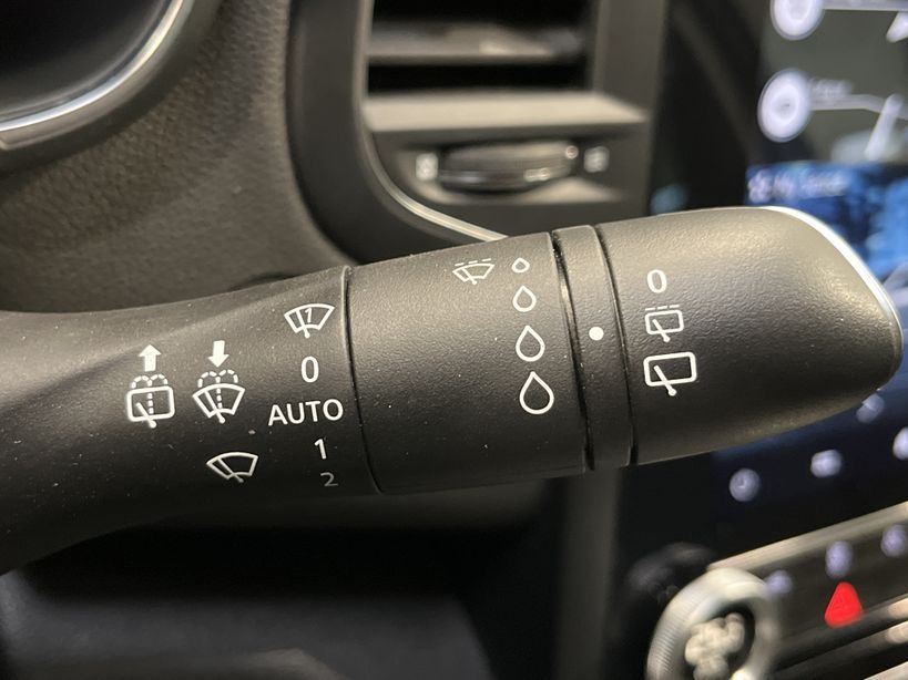 RENAULT MEGANE IV ESTATE 2020 - Photo n°28