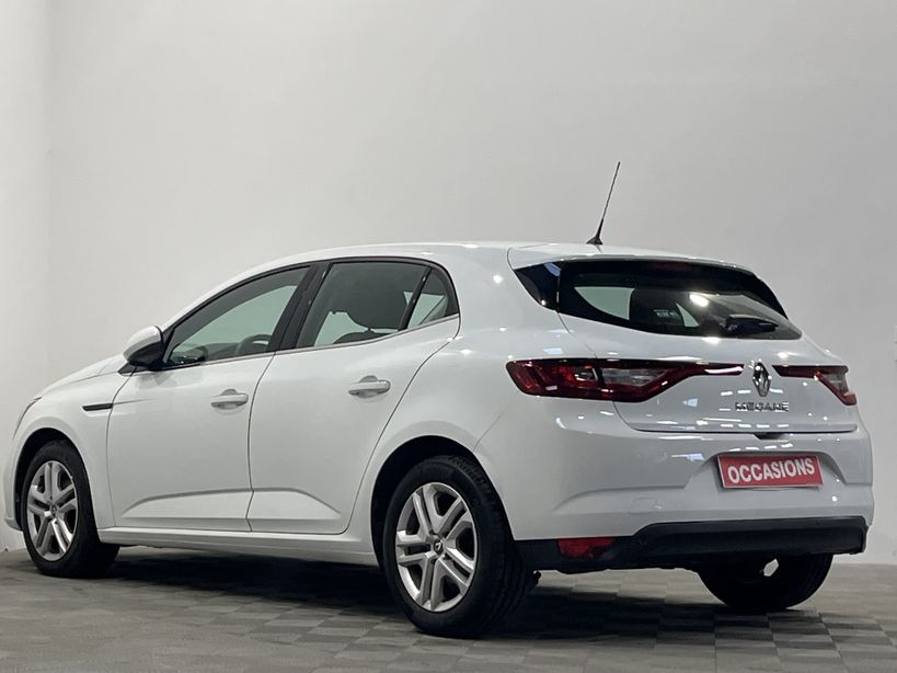 RENAULT MEGANE IV BERLINE BUSINESS 2019 - Photo n°4