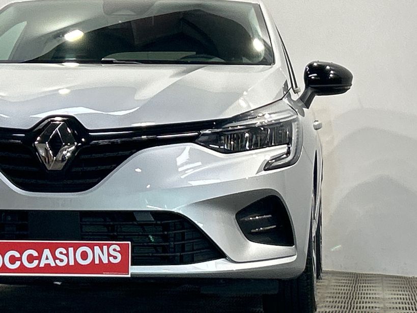 RENAULT CLIO V 2023 - Photo n°7