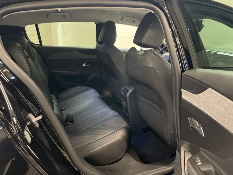 PEUGEOT 308 2023 - Photo n°8