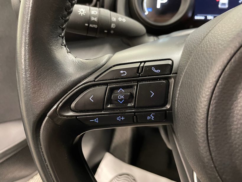 TOYOTA YARIS HYBRIDE MY21 2022 - Photo n°18