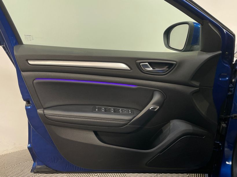 RENAULT MEGANE IV BERLINE 2022 - Photo n°33