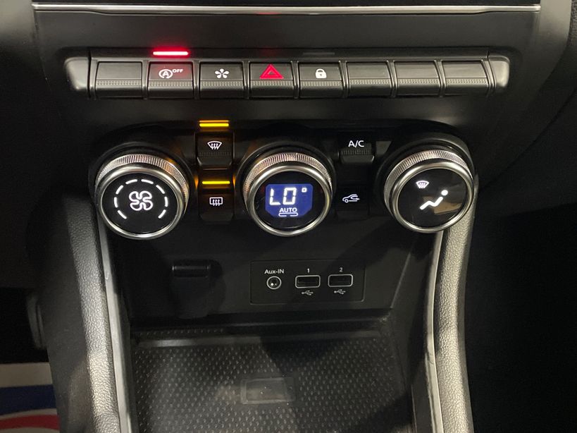 RENAULT CAPTUR 2022 - Photo n°17