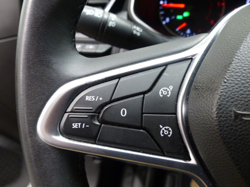 RENAULT CLIO V 2020 - Photo n°18