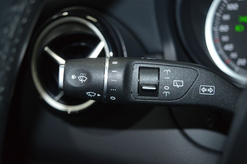 MERCEDES CLASSE CLA SHOOTING BRAKE 2017 - Photo n°29