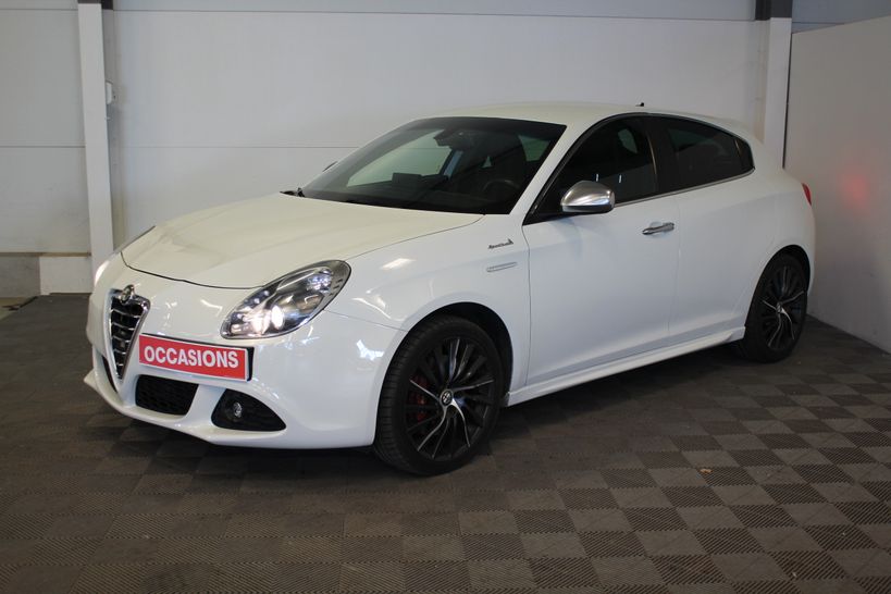 ALFA ROMEO GIULIETTA 2013 - Photo n°1