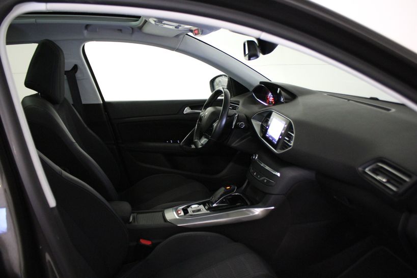 PEUGEOT 308 SW BUSINESS 2018 - Photo n°6