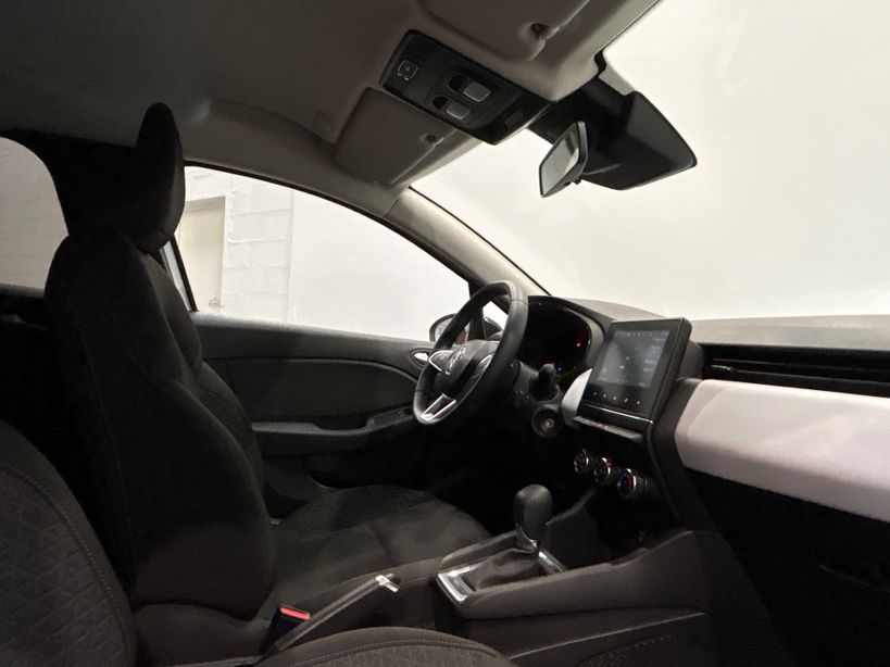 RENAULT CLIO V 2023 - Photo n°19