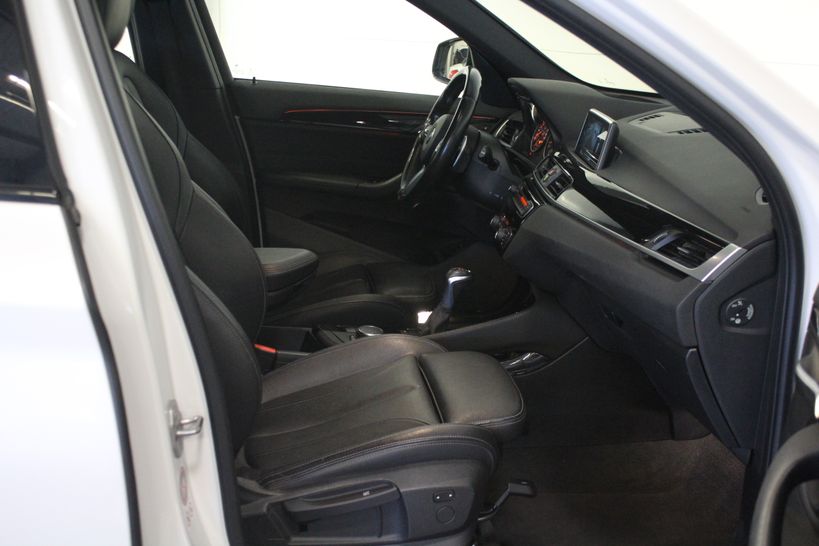 BMW X1 F48 2016 - Photo n°10