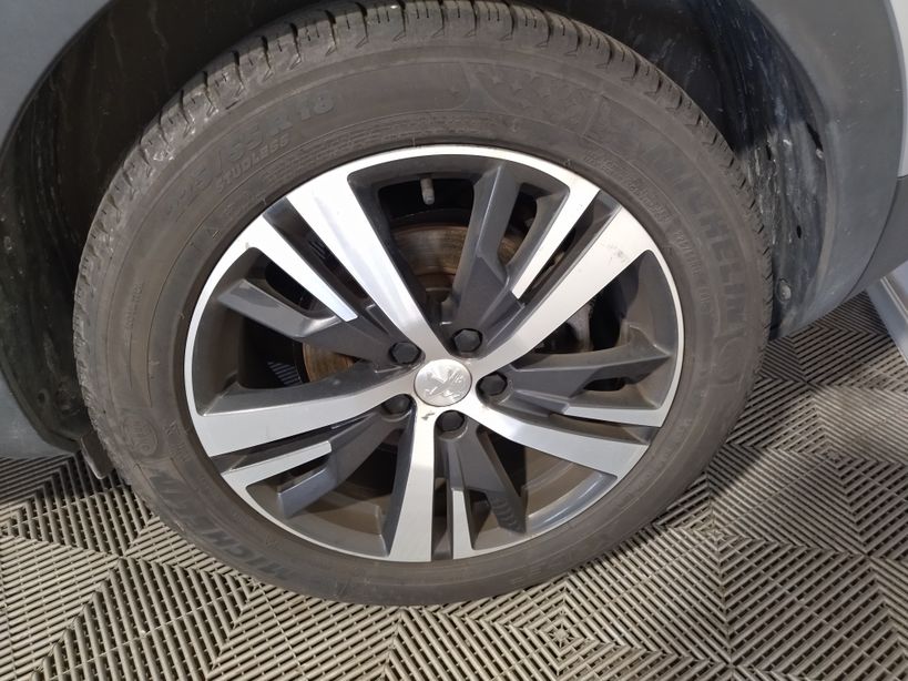 PEUGEOT 3008 2019 - Photo n°4