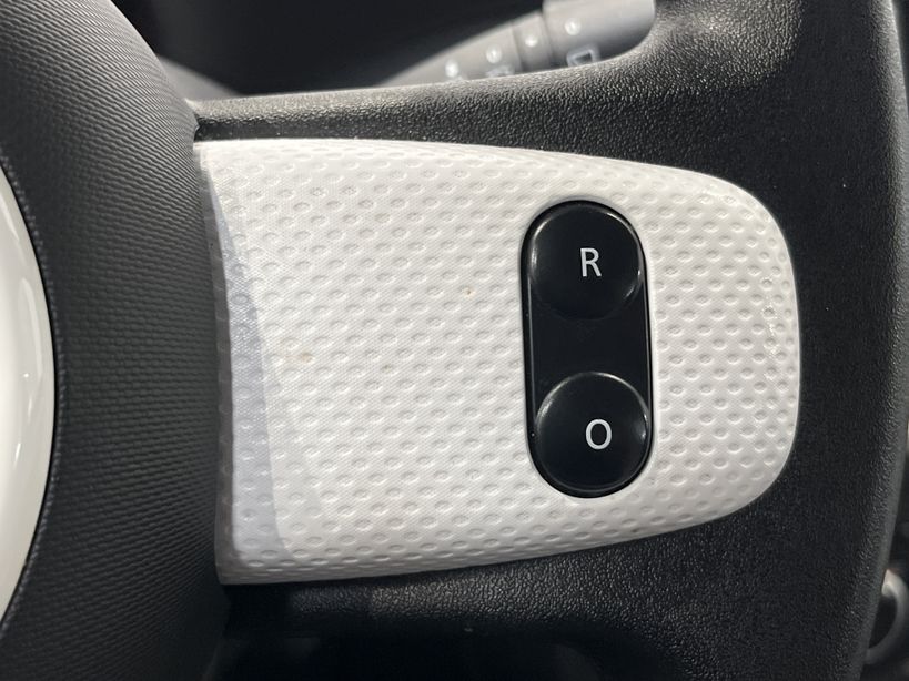 RENAULT TWINGO III 2021 - Photo n°25