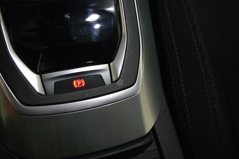 PEUGEOT 308 2014 - Photo n°19