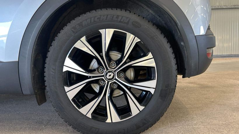 RENAULT CAPTUR 2023 - Photo n°9