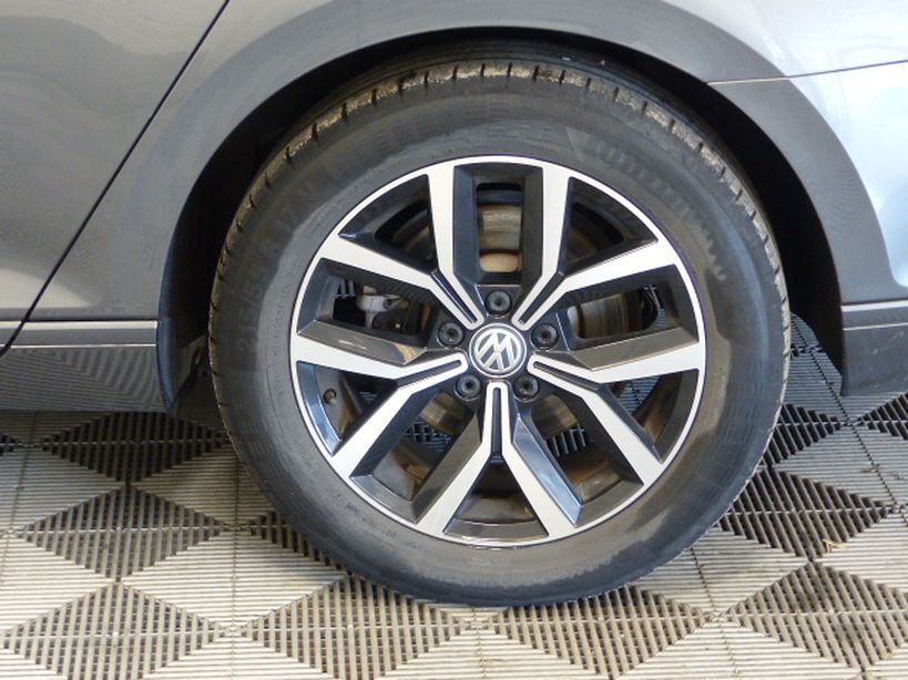 VOLKSWAGEN PASSAT SW 2018 - Photo n°30