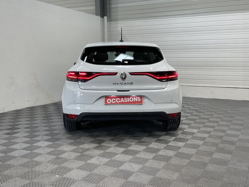 RENAULT MEGANE IV BERLINE 2021 - Photo n°6