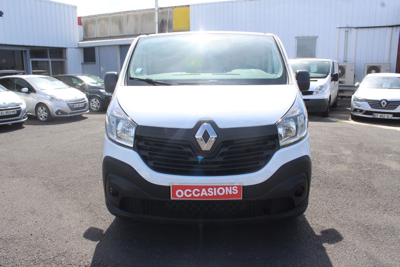 RENAULT TRAFIC III FG 2016 - Photo n°8