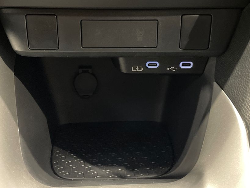 TOYOTA YARIS HYBRIDE 2025 - Photo n°18